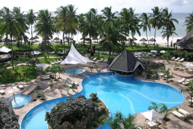 Reef Beach Resort & Spa